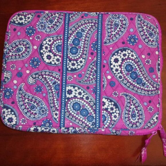 Vera Bradley Quilted Laptop bag - Picture 2 of 3